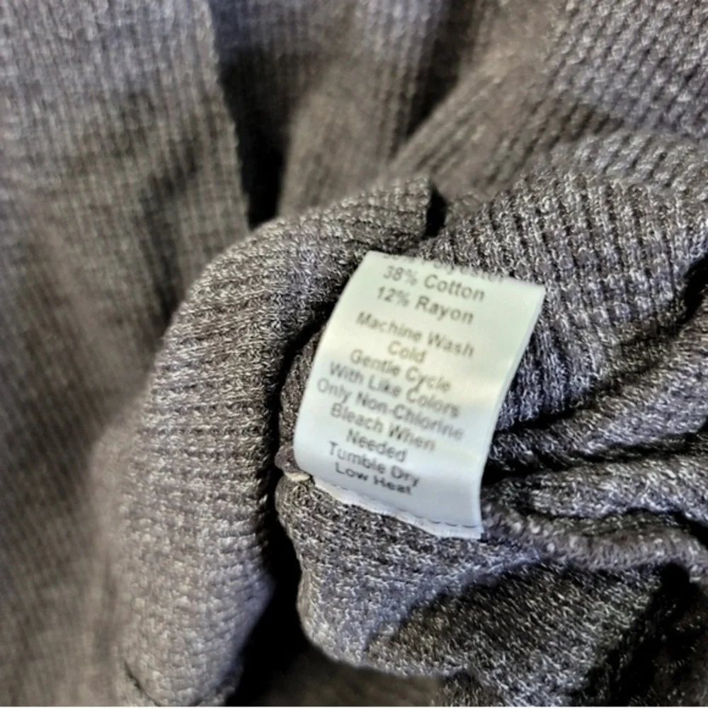 Wilt  gauzy waffle knit long  sleeve top - Picture 4 of 6